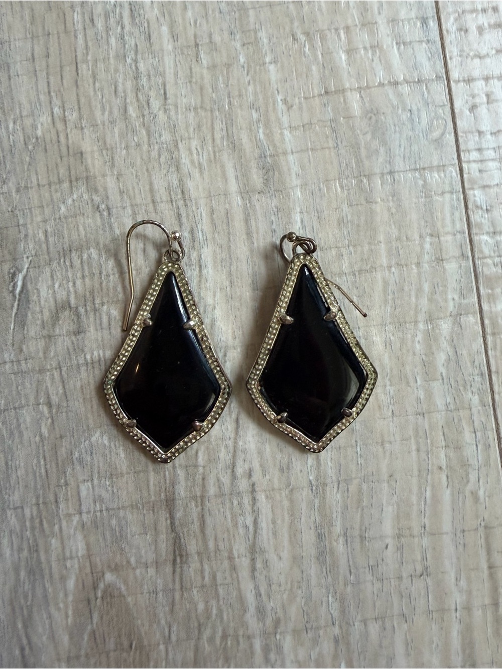 Black Teardrop Kendra Scott Statement Earrings - Elegant Women's Jewelry